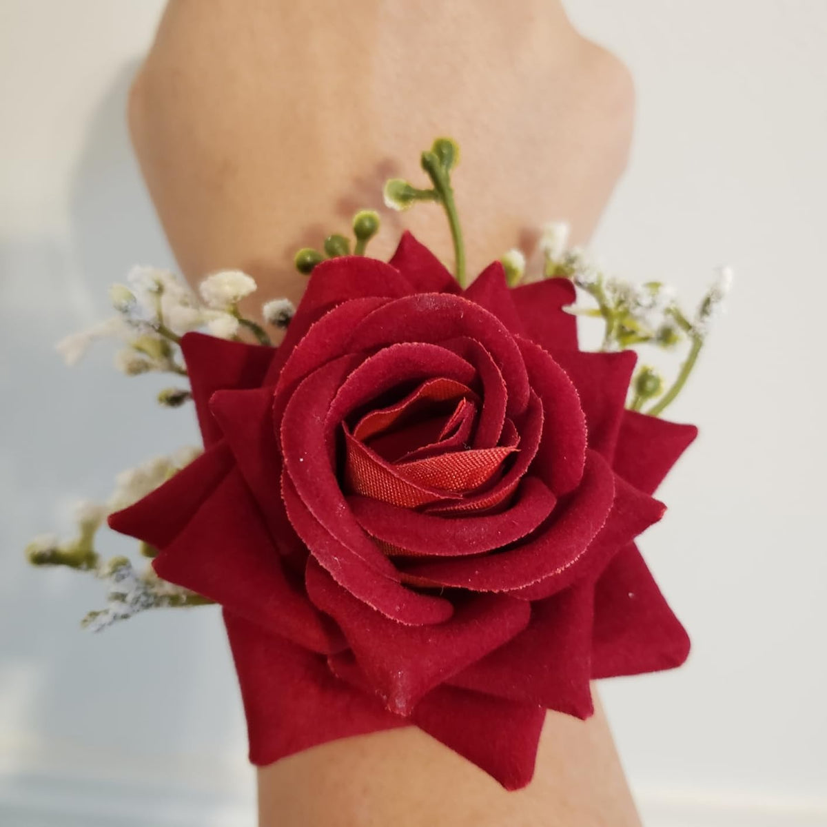 2-Piece Artificial Silk Rose Corsage and Boutonniere Set